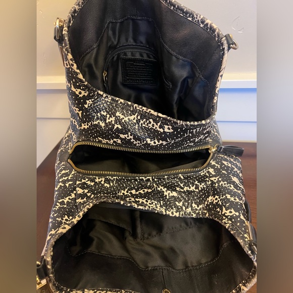 Sold - Picture 8 of 14